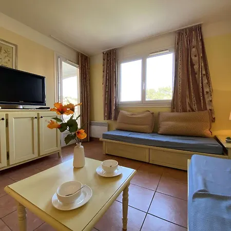Is100-122 Appt 2 Pieces 5 Couchages Avec Piscine Et Parking Apartment